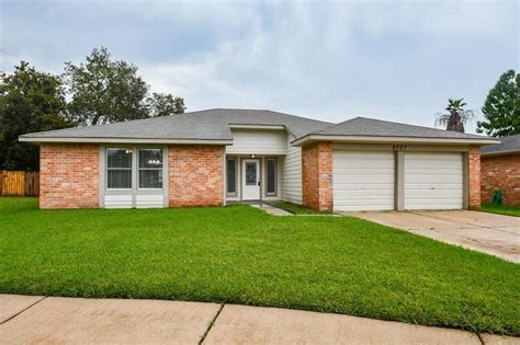 houston real estate listings.